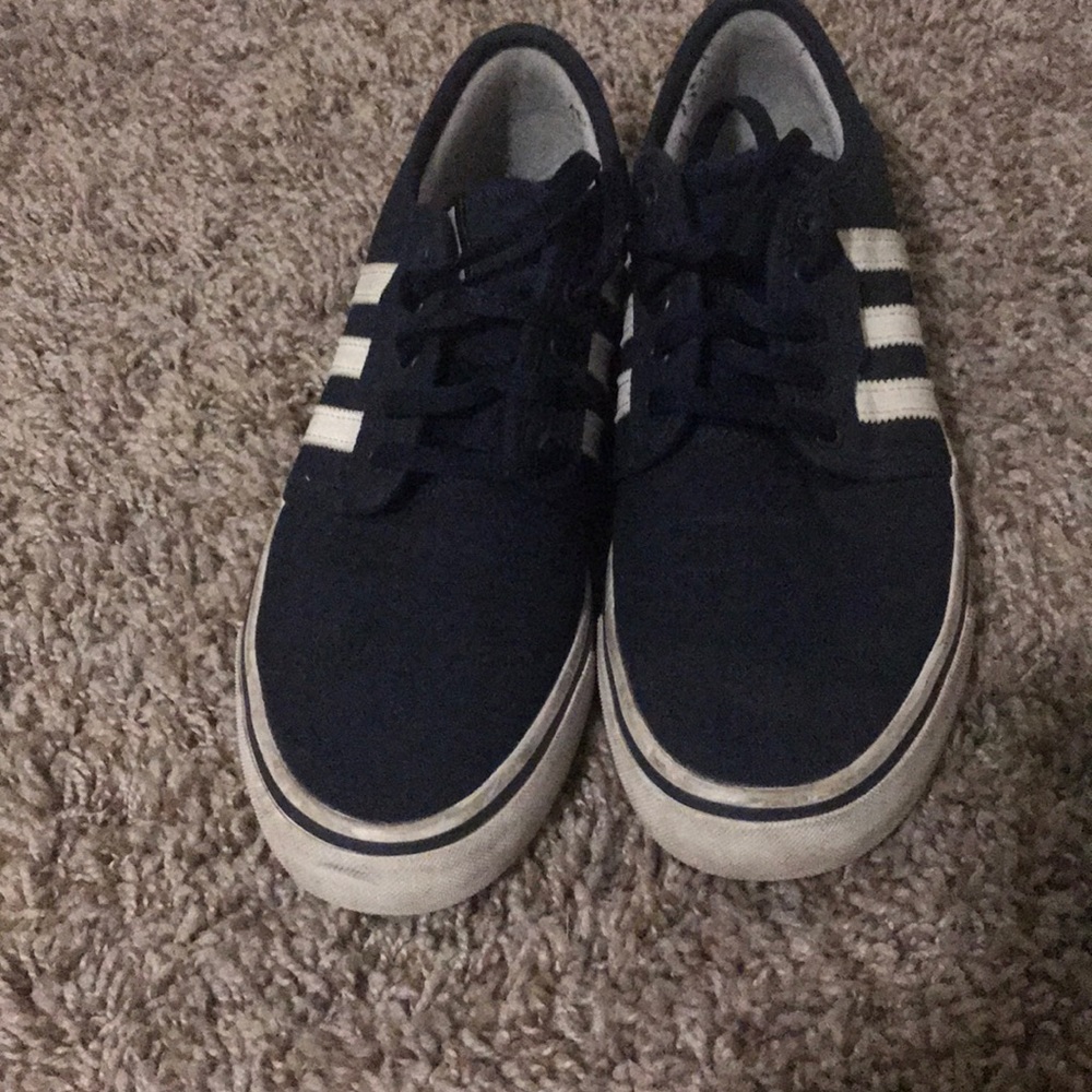 Blue adidas shoe - Picture 1 of 2